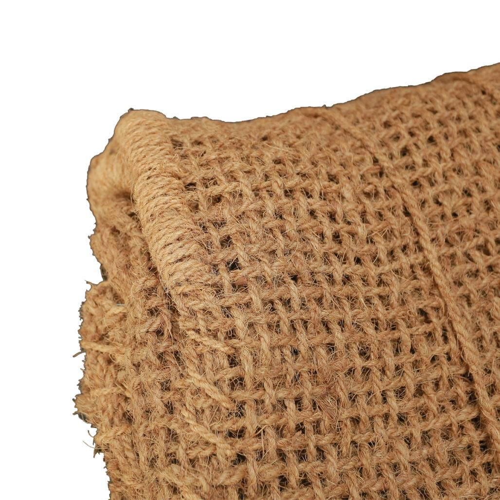 Voile d'ombrage triangulaire en coco 3,5 x 3,5m Voile d'ombrage triangulaire en coco 3,5 x 3,5m