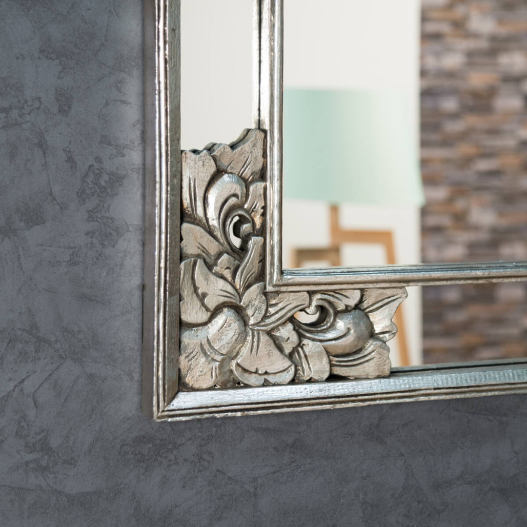Miroir déco en bois patiné Mathilde argent 1m10 x 70cm Miroir déco en bois patiné Mathilde argent 1m10 x 70cm