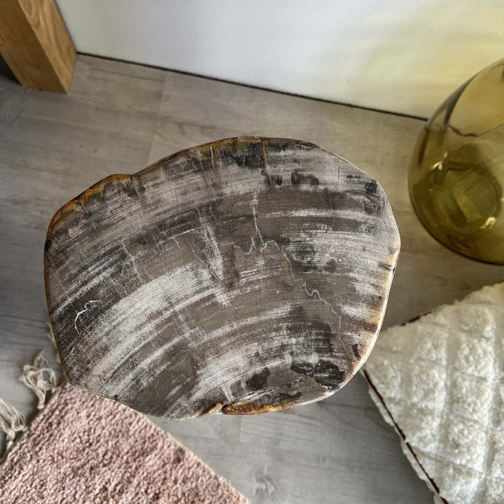 Pouf en bois pétrifié de 46 cm - Wanda collection