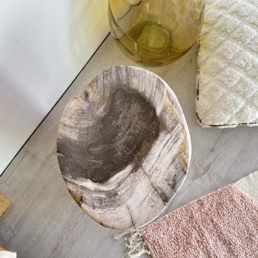 Tabouret bois pétrifié fossilisé
