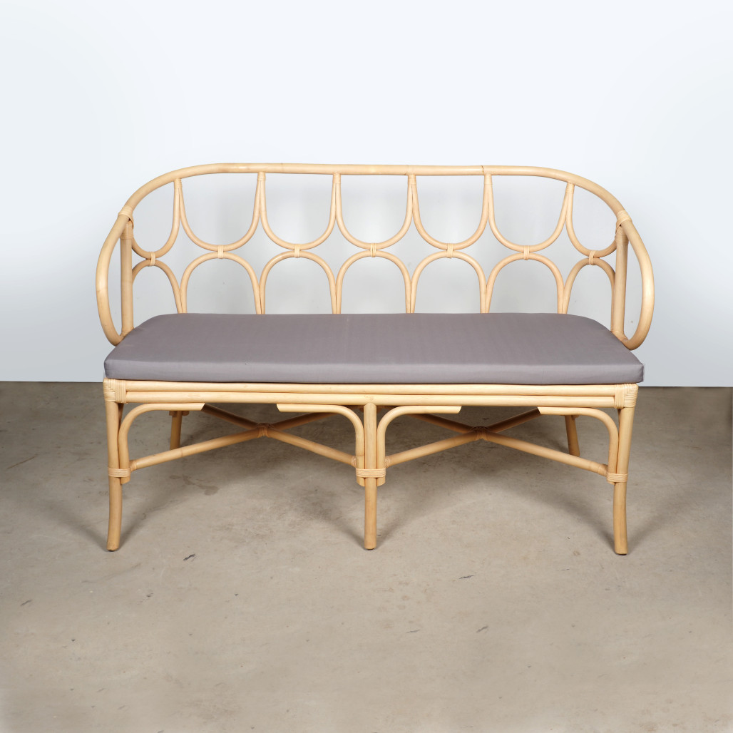 Banc en rotin pour le jardin Ilan Banc en rotin pour le jardin Ilan