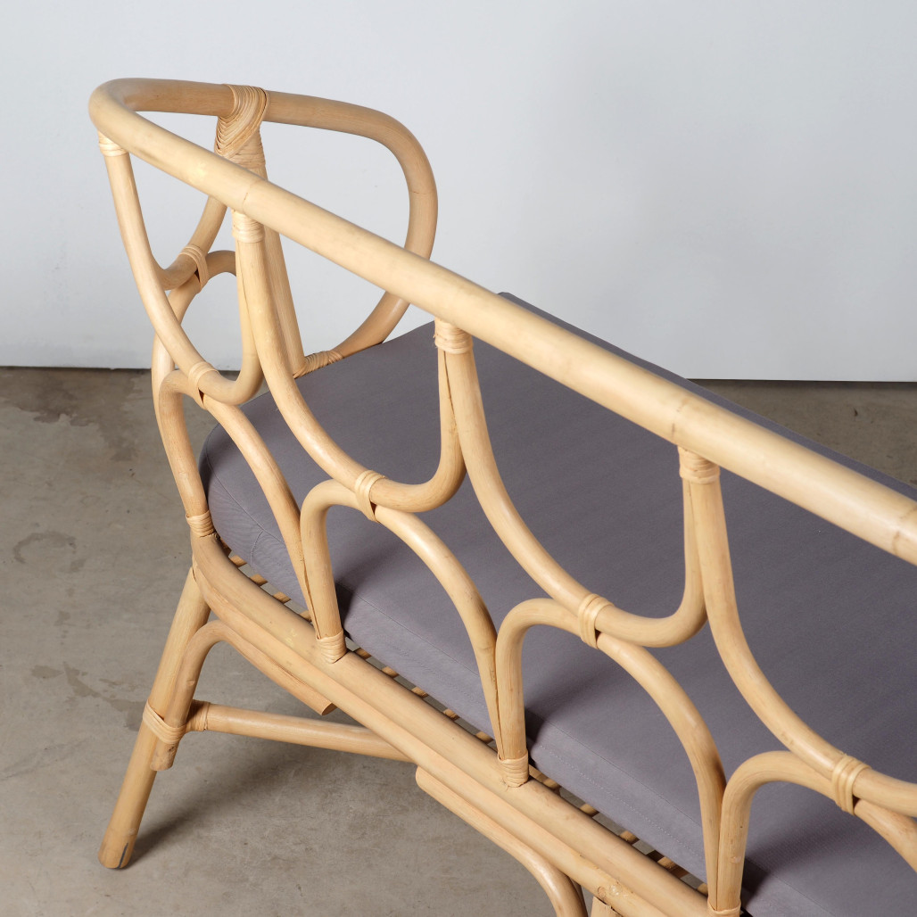 Banc en rotin pour le jardin Ilan Banc en rotin pour le jardin Ilan