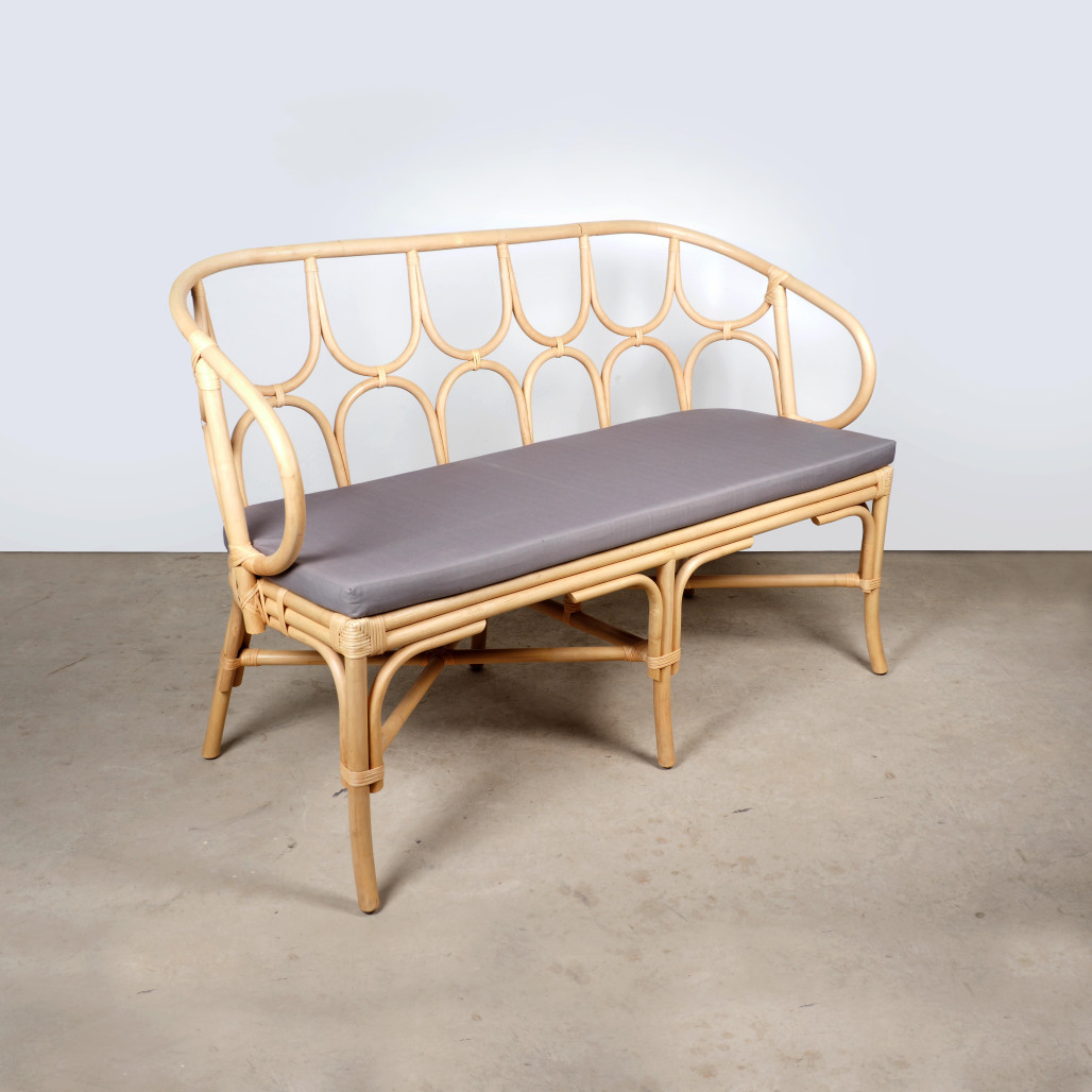 Banc en rotin pour le jardin Ilan Banc en rotin pour le jardin Ilan