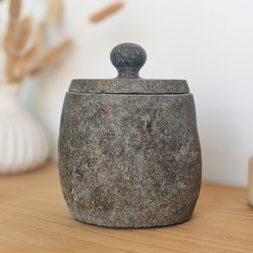 Gobelet galet pierre de rivière avec couvercle Gobelet galet pierre de rivière avec couvercle