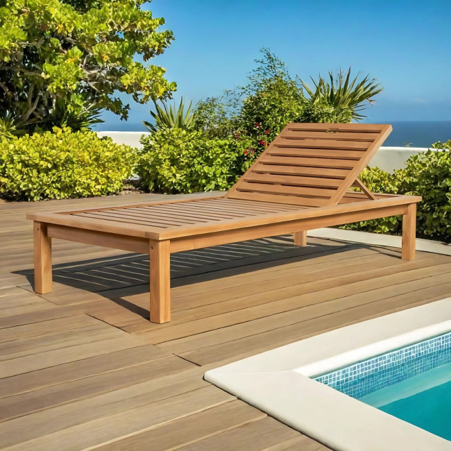 Bain de soleil en teck massif Mamba