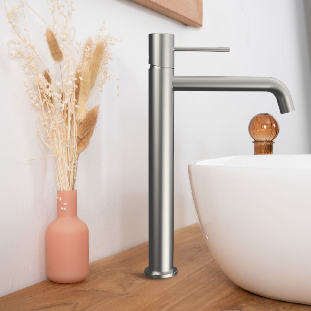 Robinet design de salle de bain Lana en laiton nickel brossé
