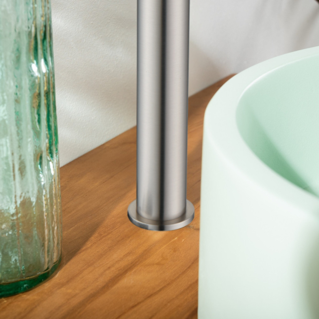 Robinet design de salle de bain Lana en laiton nickel brossé