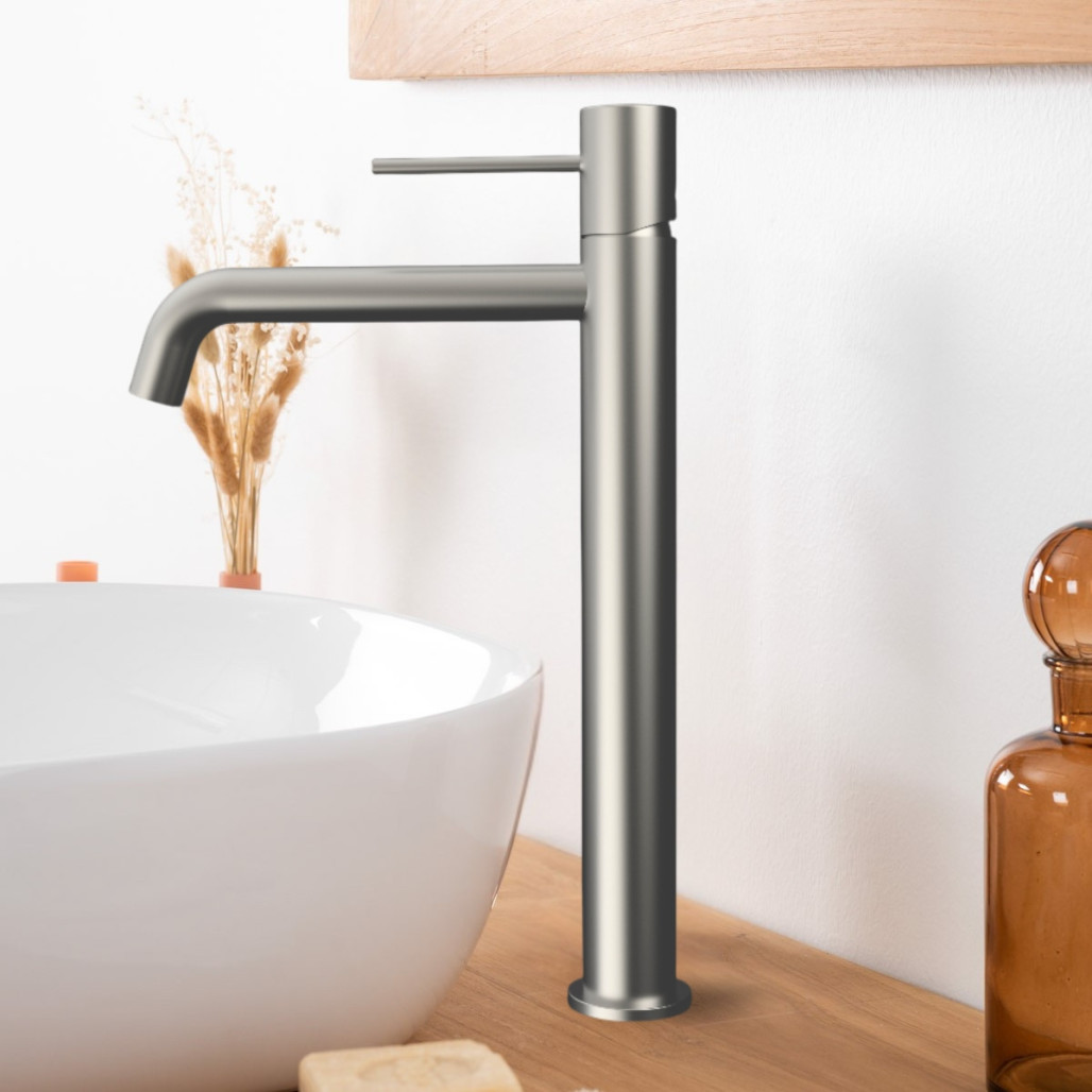 Robinet design de salle de bain Lana en laiton nickel brossé