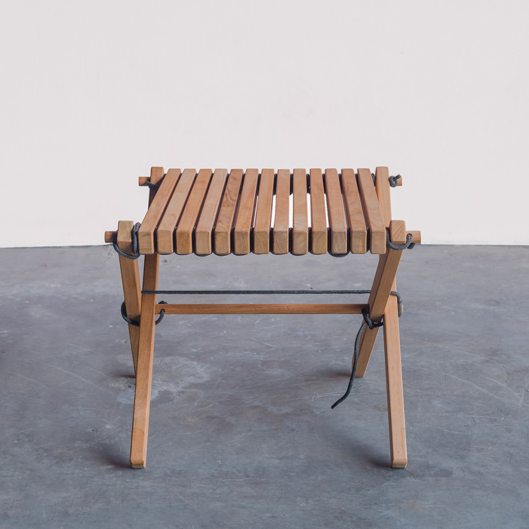 Table basse de jardin en teck gris Relax – Wanda Collection Table basse de jardin en teck gris Relax – Wanda Collection