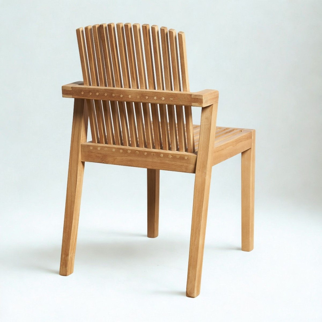 Chaise en teck massif | Design empilable et naturel Chaise en teck massif | Design empilable et naturel