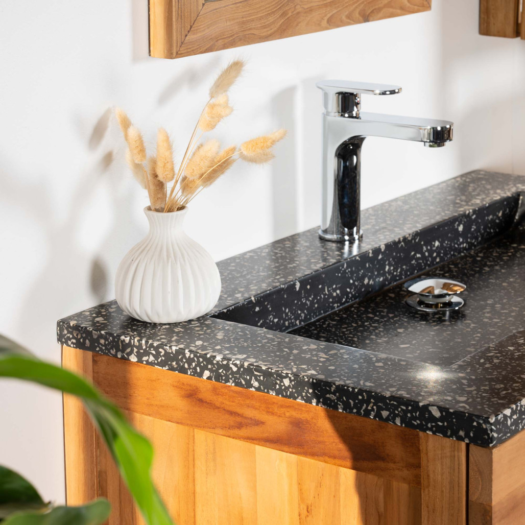 Meuble salle de bain en teck avec plan en terrazzo noir Bagster 80 cm Meuble salle de bain en teck avec plan en terrazzo noir Bagster 80 cm