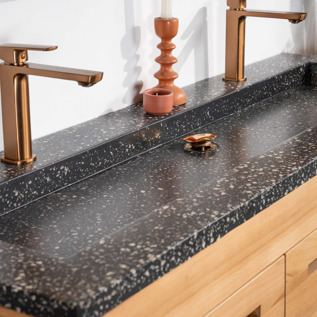 Meuble salle de bain en teck et terrazzo noir Sira 140cm - Wanda collection Meuble salle de bain en teck et terrazzo noir Sira 140cm - Wanda collection