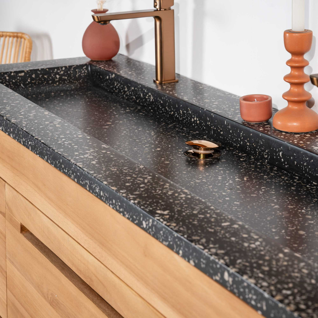 Meuble salle de bain en teck et terrazzo noir Sira 140cm - Wanda collection Meuble salle de bain en teck et terrazzo noir Sira 140cm - Wanda collection