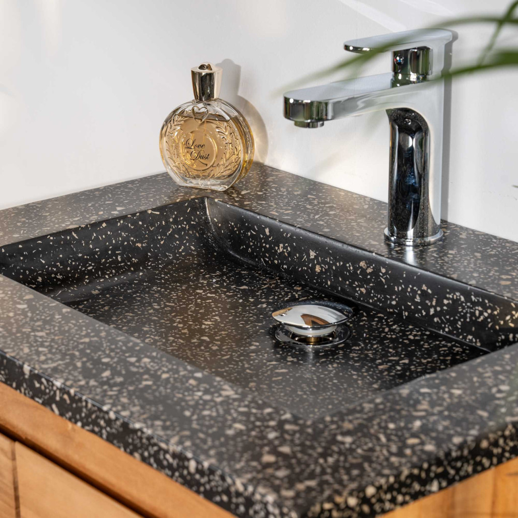 Meuble salle de bain en teck et terrazzo crème Ananta 60cm - Salle de bain - Wanda collection Meuble salle de bain en teck et terrazzo crème Ananta 60cm - Salle de bain - Wanda collection