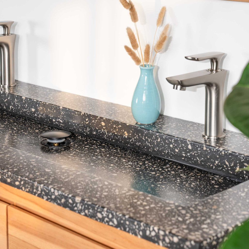 Meuble salle de bain en teck et terrazzo noir Ananta 120cm - Salle de bain - Wanda collection