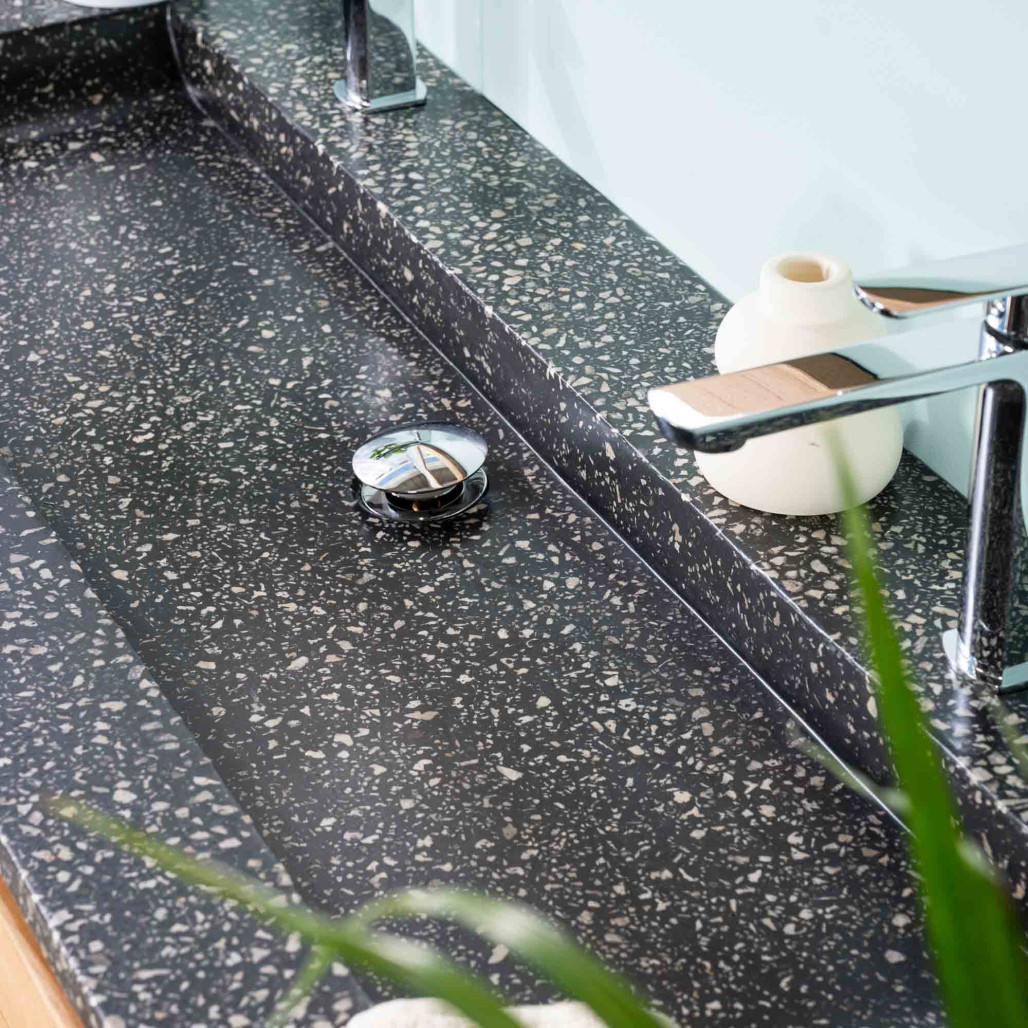Meuble salle de bain en teck et terrazzo noir Toni 120cm - Salle de bain - Wanda collection