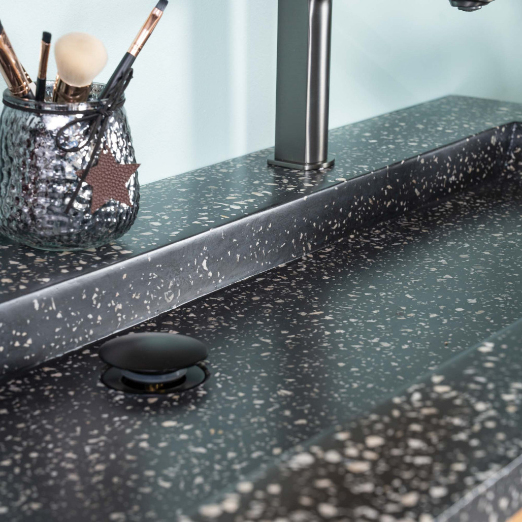 Meuble salle de bain en teck et terrazzo noir Toni 140cm - Wanda collection Meuble salle de bain en teck et terrazzo noir Toni 140cm - Wanda collection
