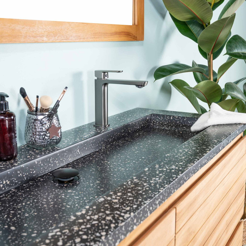 Meuble salle de bain en teck et terrazzo noir Toni 140cm - Wanda collection Meuble salle de bain en teck et terrazzo noir Toni 140cm - Wanda collection