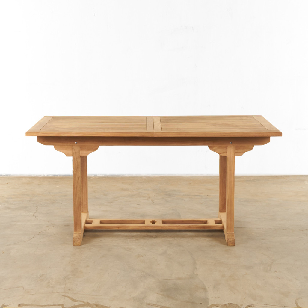 Ensemble table de jardin en teck Nina 160/210 et 4 chaises Lisato - Wanda Collection Ensemble table de jardin en teck Nina 160/210 et 4 chaises Lisato - Wanda Collection