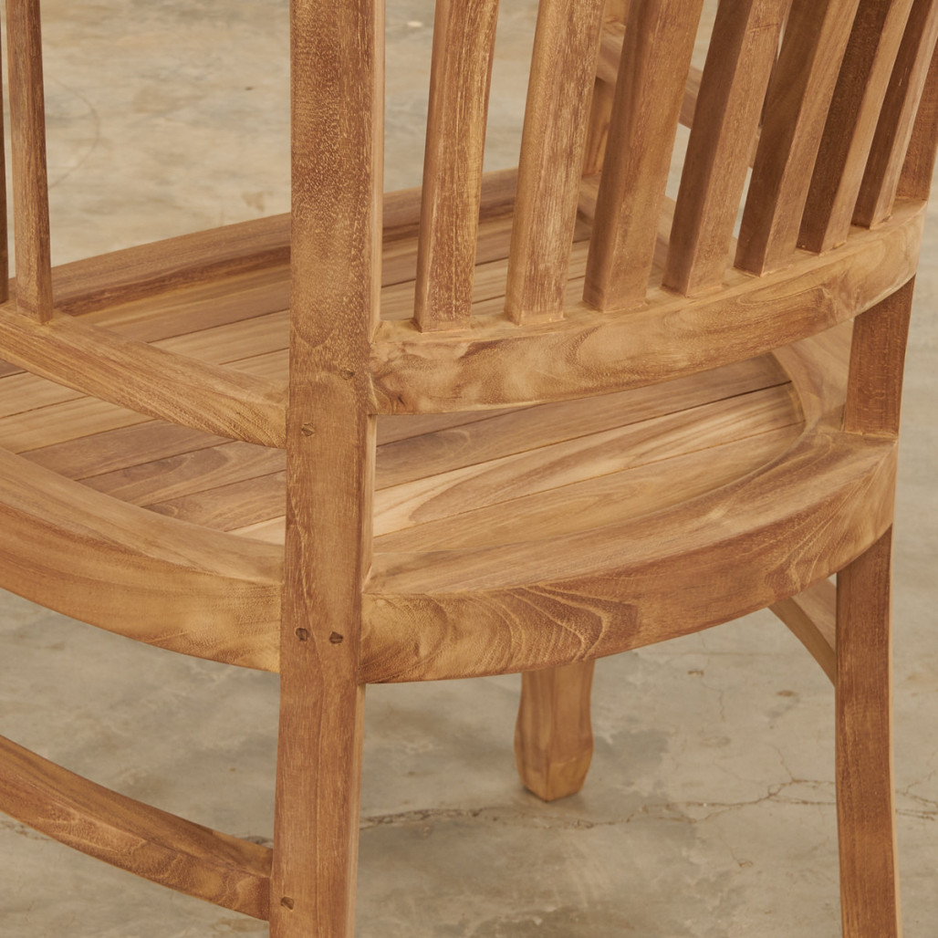 Ensemble table de jardin en teck Frida 200 et 4 fauteuils Romane - Wanda Collection Ensemble table de jardin en teck Frida 200 et 4 fauteuils Romane - Wanda Collection