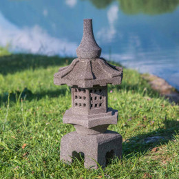 Lanterne japonaise toro en pierre de lave 55cm