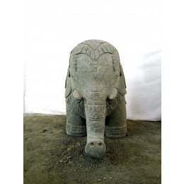 Sculpture jardin en pierre volcanique éléphant indien 100 cm