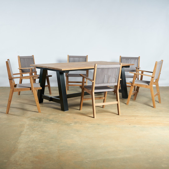 Ensemble table de jardin en teck et 6 fauteuils gris