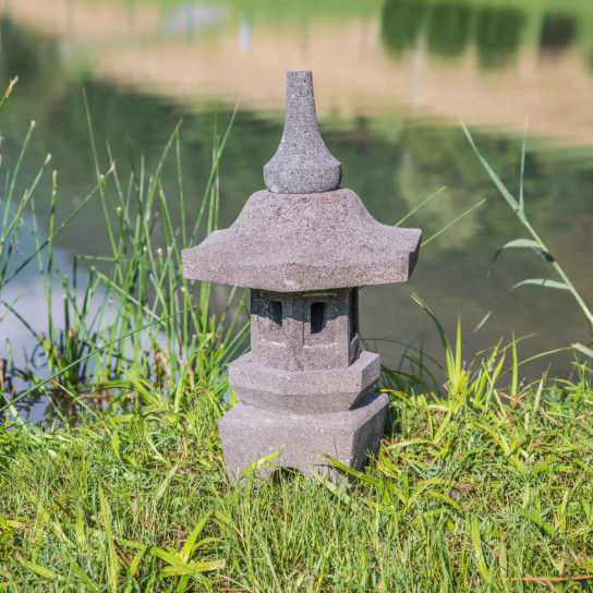 Lampe japonaise toro jardin zen en pierre de lave 50cm
