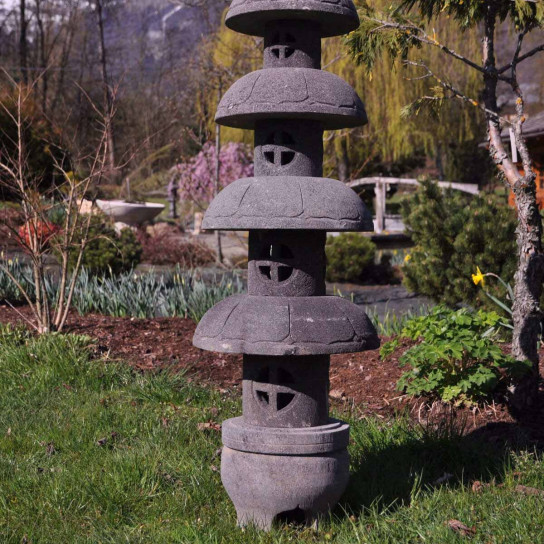 Lanterne japonaise pagode zen en pierre de lave 1.50 m