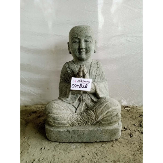 Moine shaolin assis statue en pierre de lave 50 cm