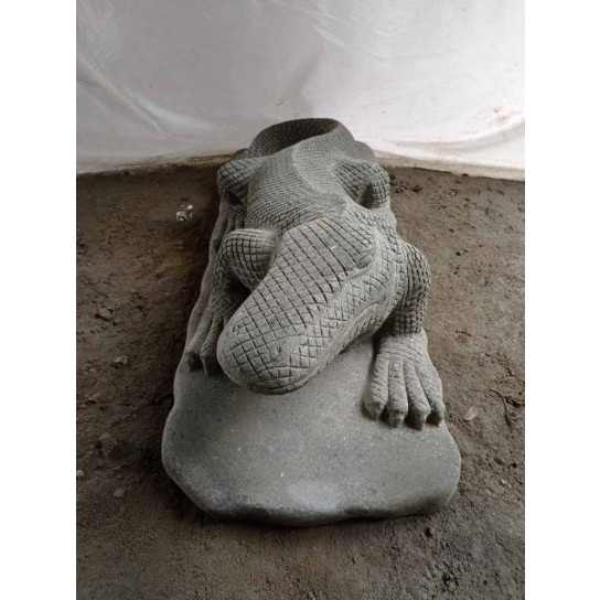 Statue en pierre volcanique dragon de komodo 100 cm