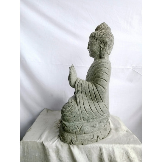 Statue jardin exterieur bouddha assis pierre volcanique abhaya mudra 50 cm