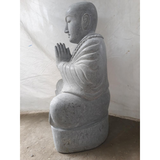 Statue moine shaolin assis en pierre de lave 80 cm