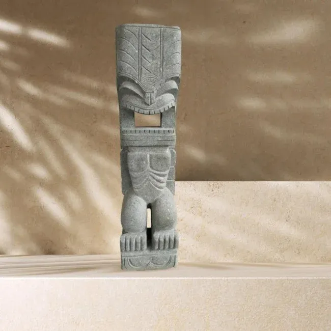 Statue tiki polynésienne en pierre pour jardin exotique