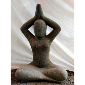 Estatua de piedra volcánica diseño mujer posición yoga 75 cm