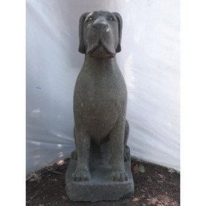 Garden dog statue in volcanic stone 100 cm