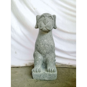 Sculpture chien assis en pierre naturelle 60 cm