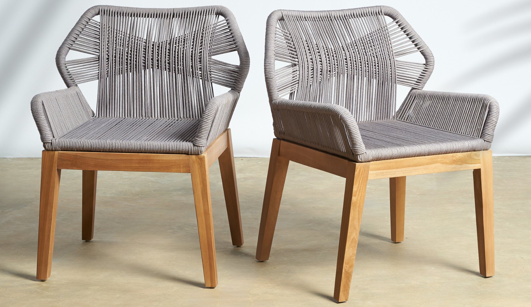 “Le teck  Elégance et durabilité ”