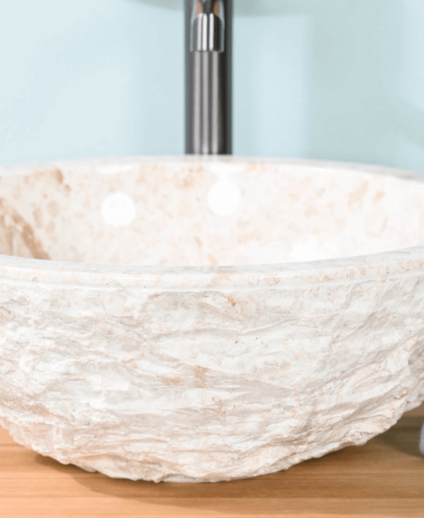 Le duo essentiel vasque et robinet.