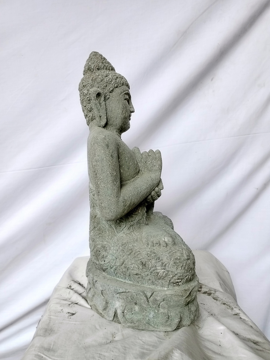 Statue en pierre de lave 100cm Bouddha en prière